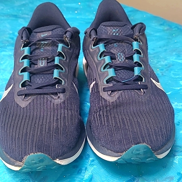 Big Kids Nike Running Sneaker size 7.5 - Picture 1 of 4